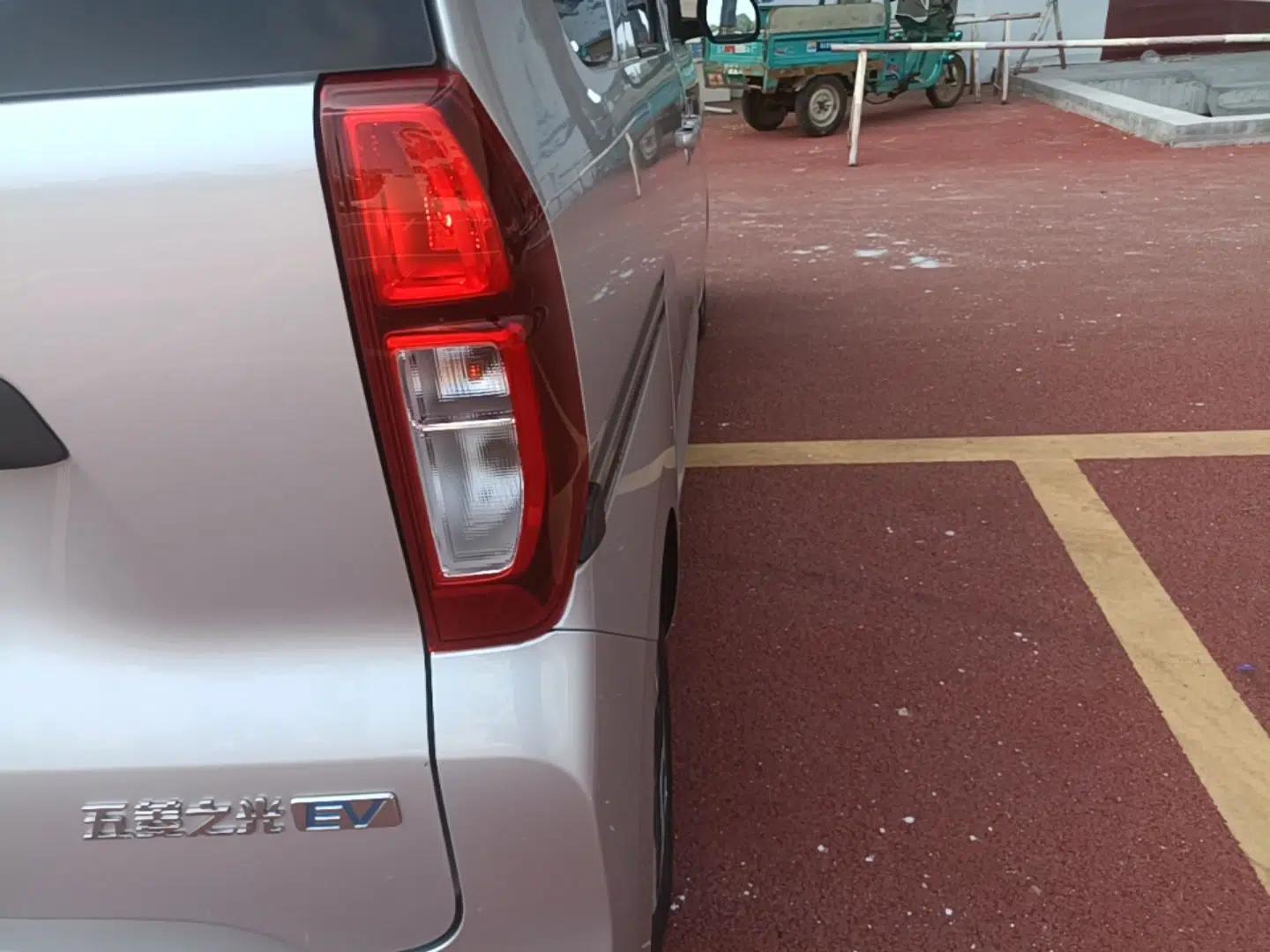 Wuling Zhiguang New Energy 2025 Comfort Model — миниатюра 9