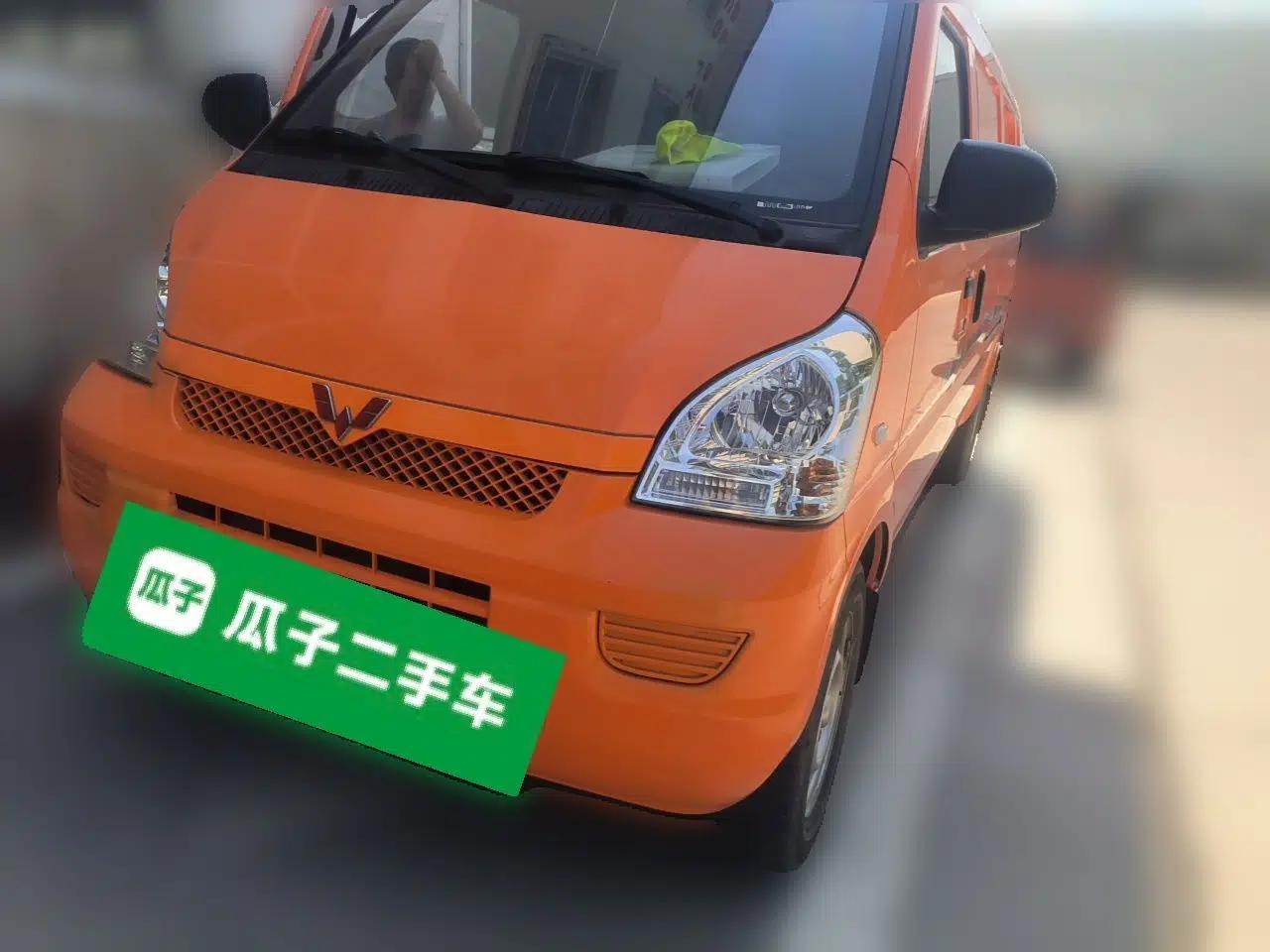 Wuling Rongguang EV 2022 model, 300 km range, automatic transmission, two seats, no sunroof. — миниатюра 1