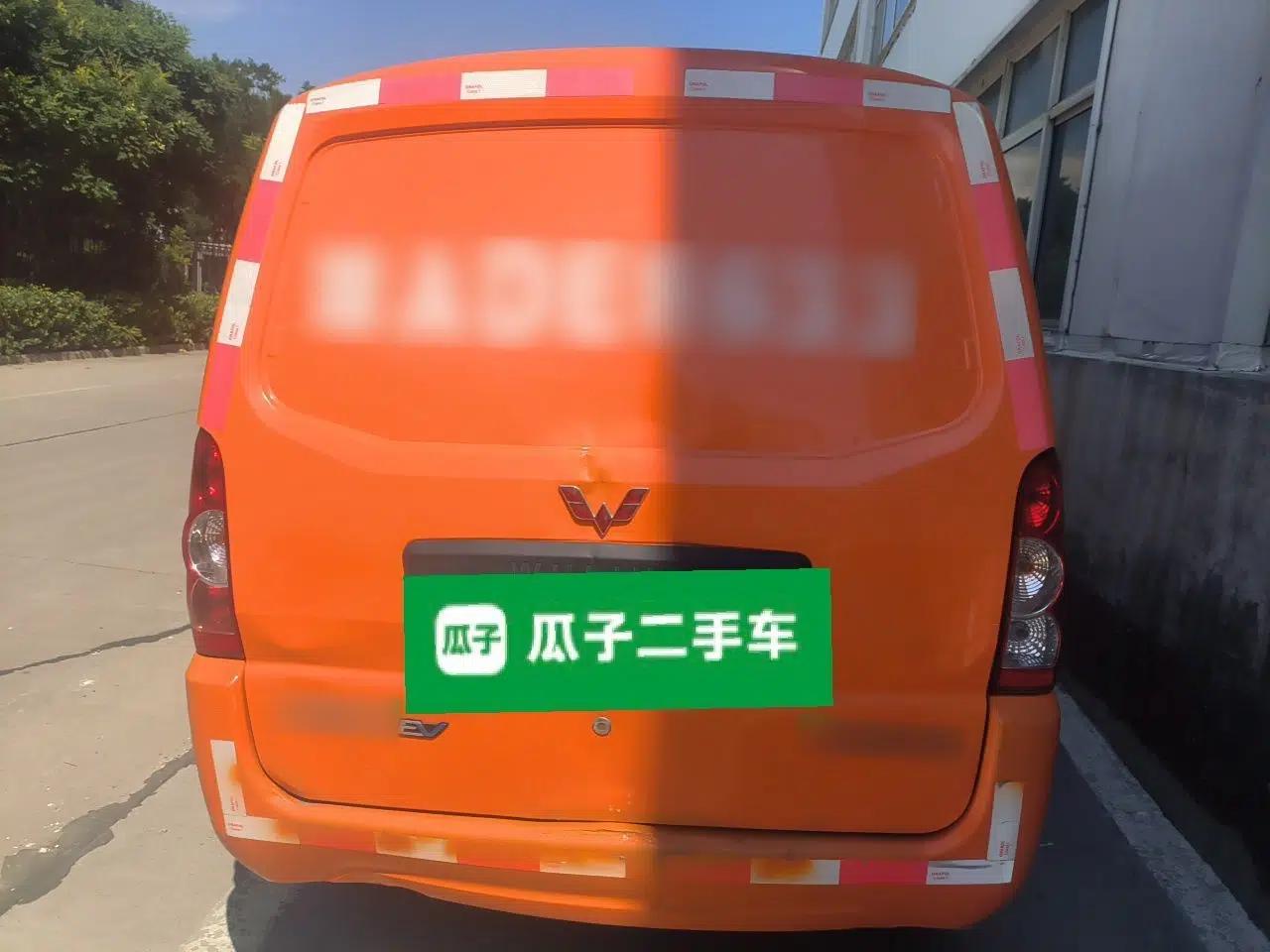 Wuling Rongguang EV 2022 model, 300 km range, automatic transmission, two seats, no sunroof. — миниатюра 5