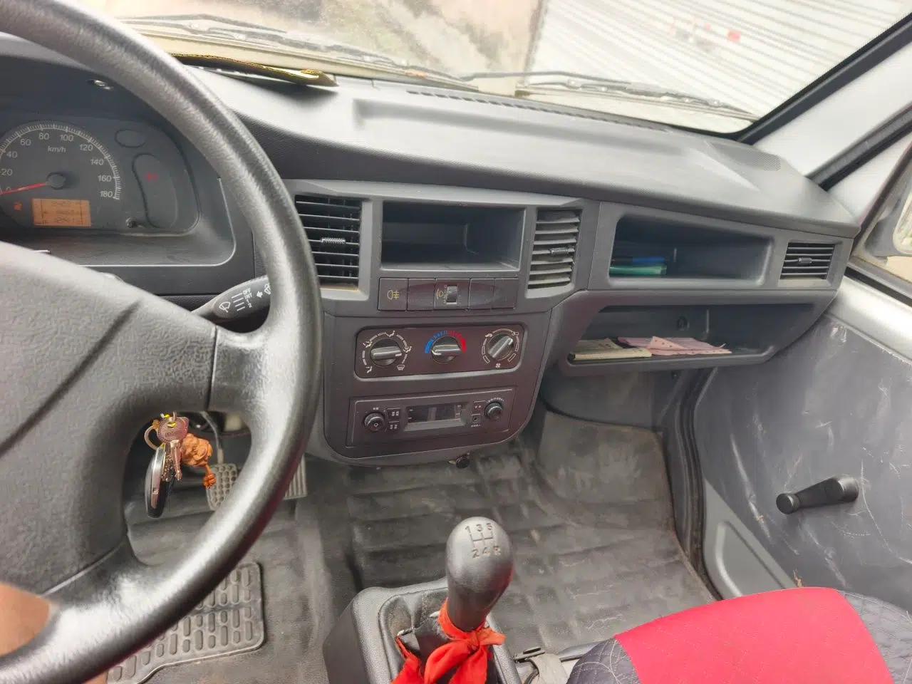Wuling Zhiguang Small Truck 2019 1.2L Double Cab — миниатюра 13