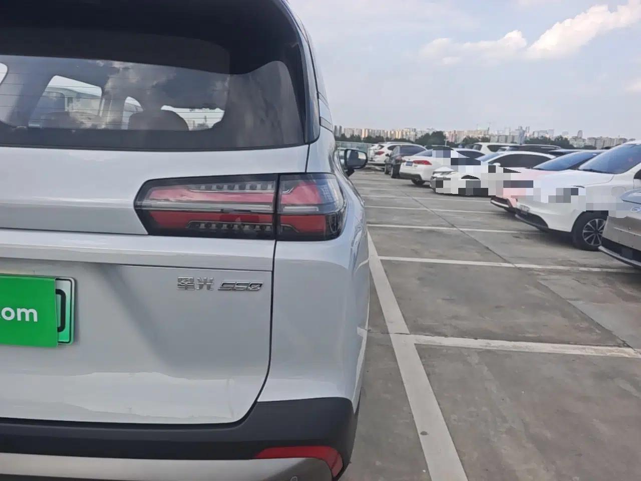 Wuling Xingguang 560 New Energy 2026 Model, Plug-in Hybrid, 125 km, Luxury Version — миниатюра 9