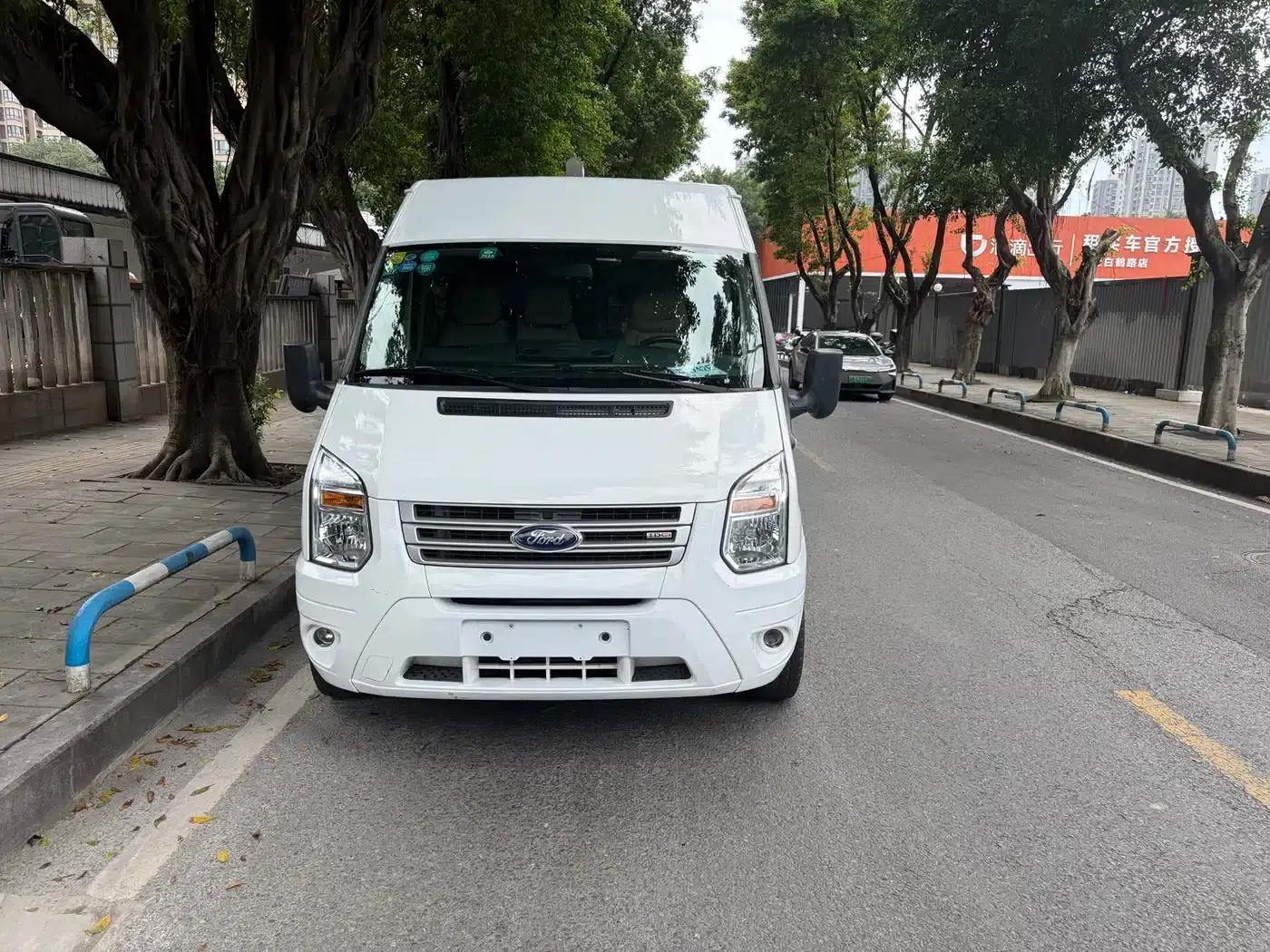 New Generation Ford Transit 2015 2.4T Van, Long Wheelbase, 3 Seats, Mid-Roof — миниатюра 1