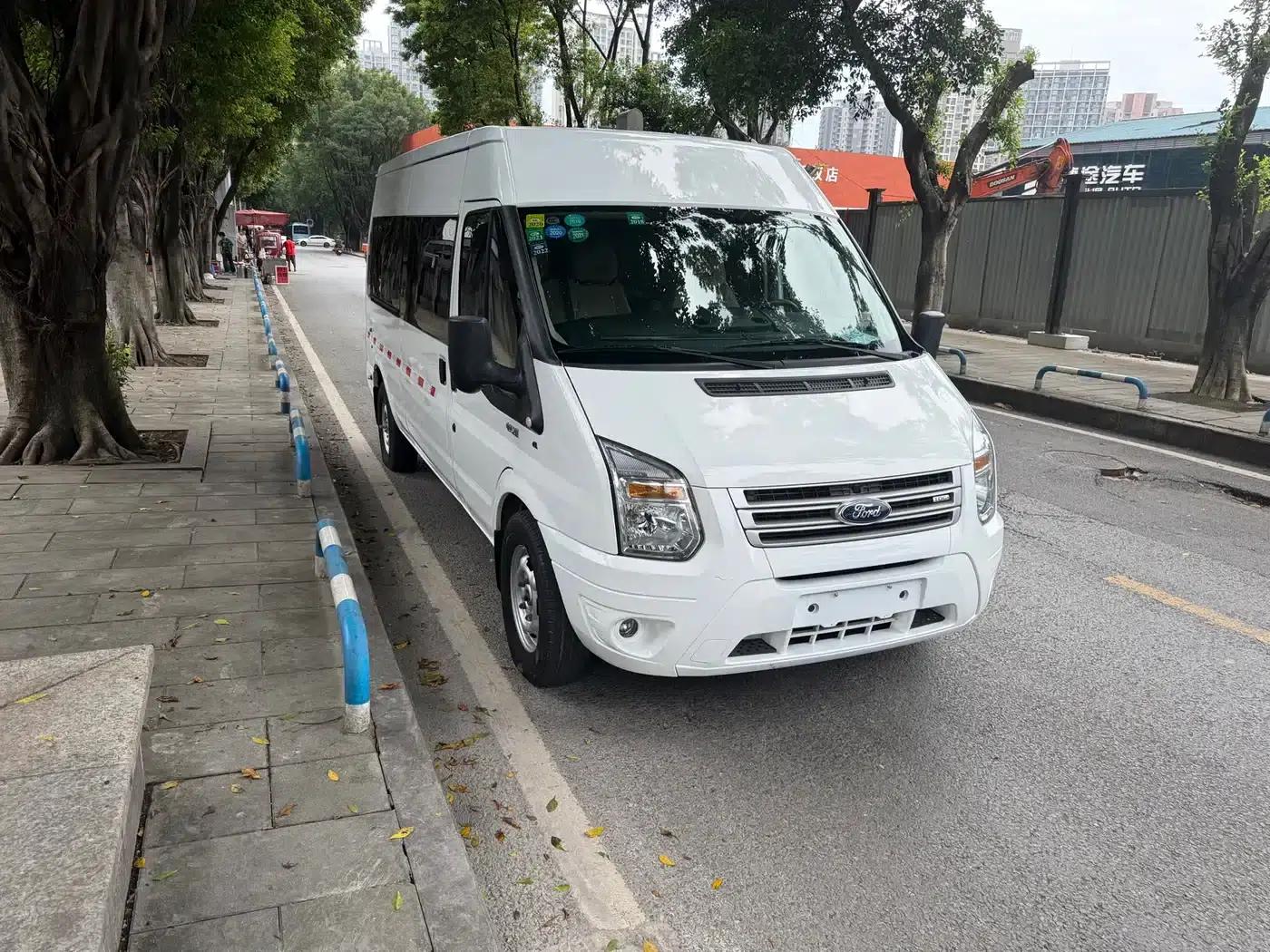 New Generation Ford Transit 2015 2.4T Van, Long Wheelbase, 3 Seats, Mid-Roof — миниатюра 3
