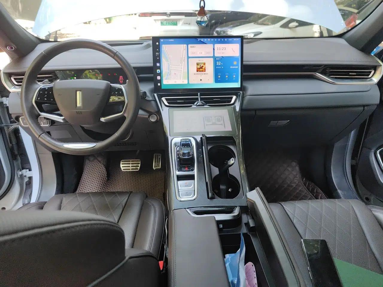 Wey Mocha 2021 2.0T Two-Wheel-Drive Premium Edition — миниатюра 9