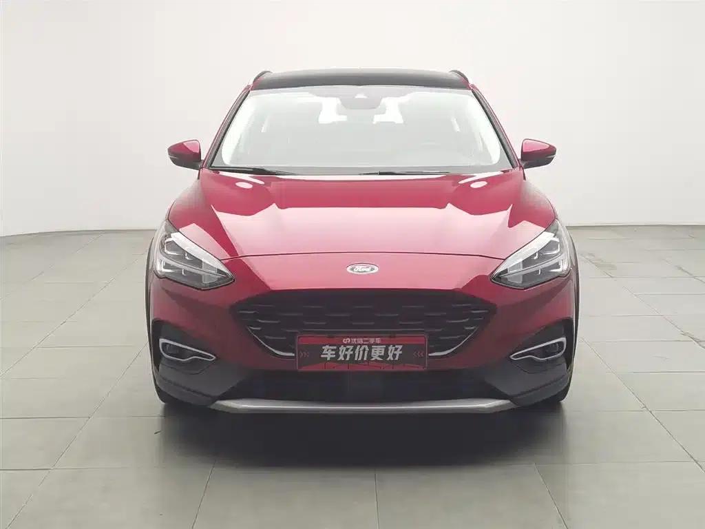 2020 Ford Focus Active EcoBoost 180 Automatic Sport Edition — миниатюра 3
