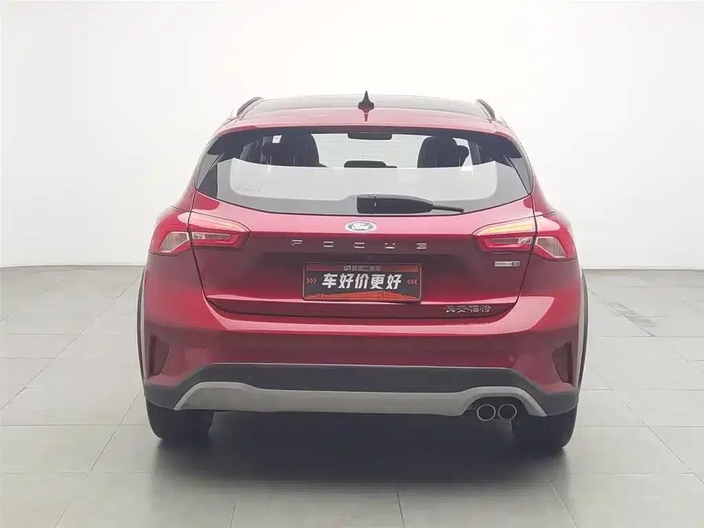 2020 Ford Focus Active EcoBoost 180 Automatic Sport Edition — миниатюра 4