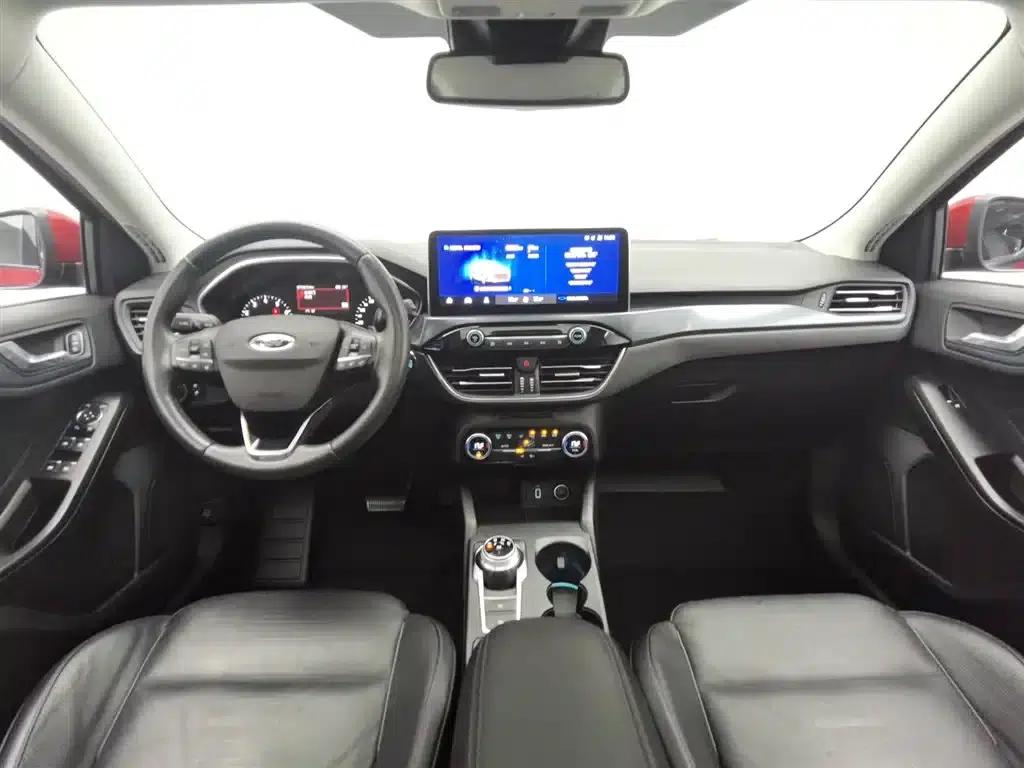 2020 Ford Focus Active EcoBoost 180 Automatic Sport Edition — миниатюра 5