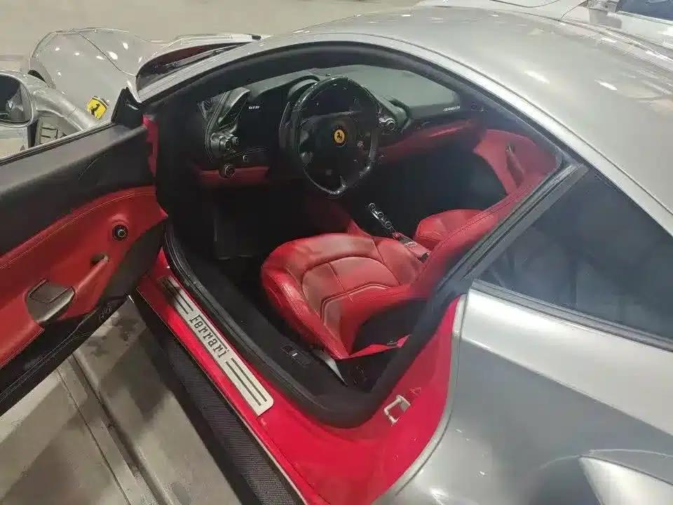 2015 Ferrari 488 GTB — миниатюра 5