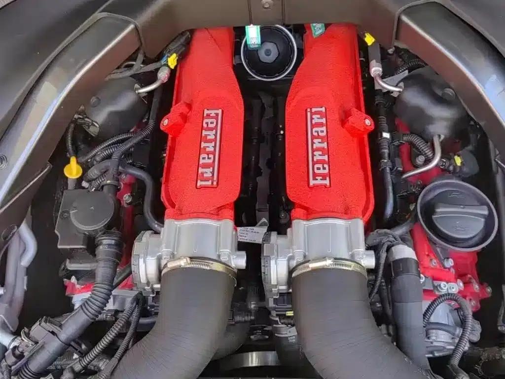 Roma 2020 3.9T V8 — миниатюра 5