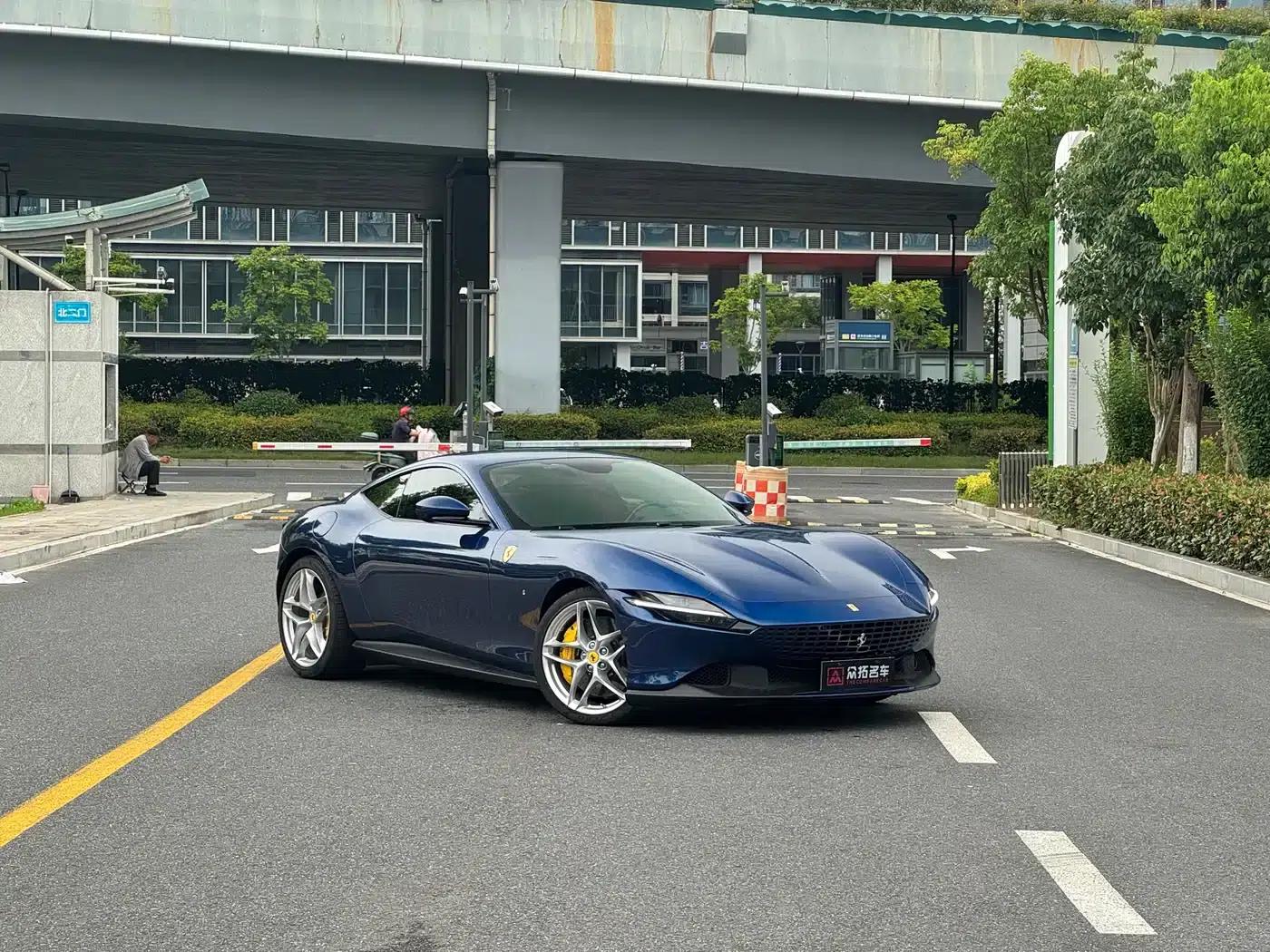 Roma 2020 3.9T V8 — миниатюра 3