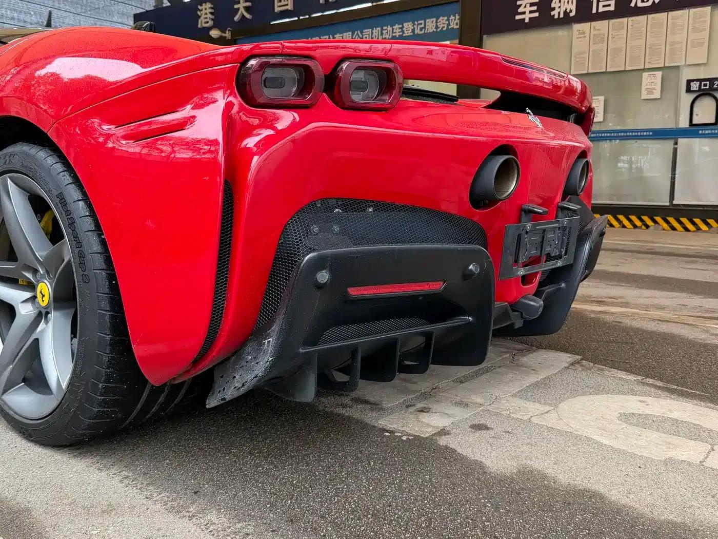SF90 2020 3.9T V8 Stradale — миниатюра 17