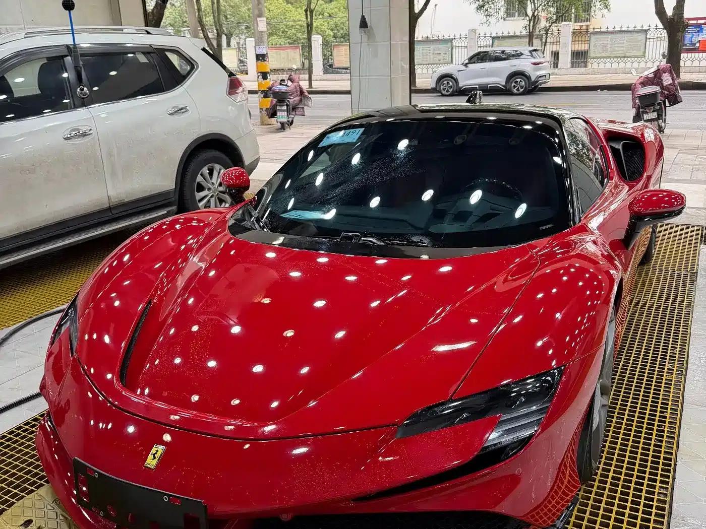 SF90 2020 3.9T V8 Stradale — миниатюра 3