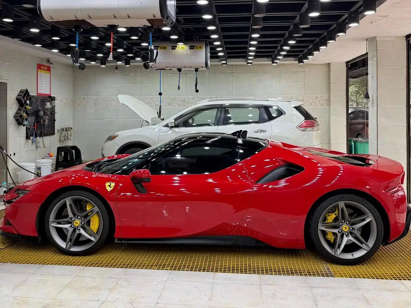 SF90 2020 3.9T V8 Stradale — миниатюра 6