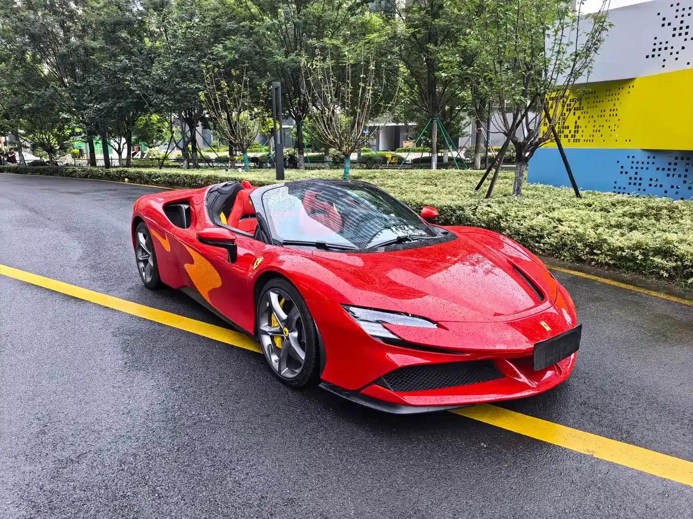 SF90 2021 3.9T V8 Spider — миниатюра 1