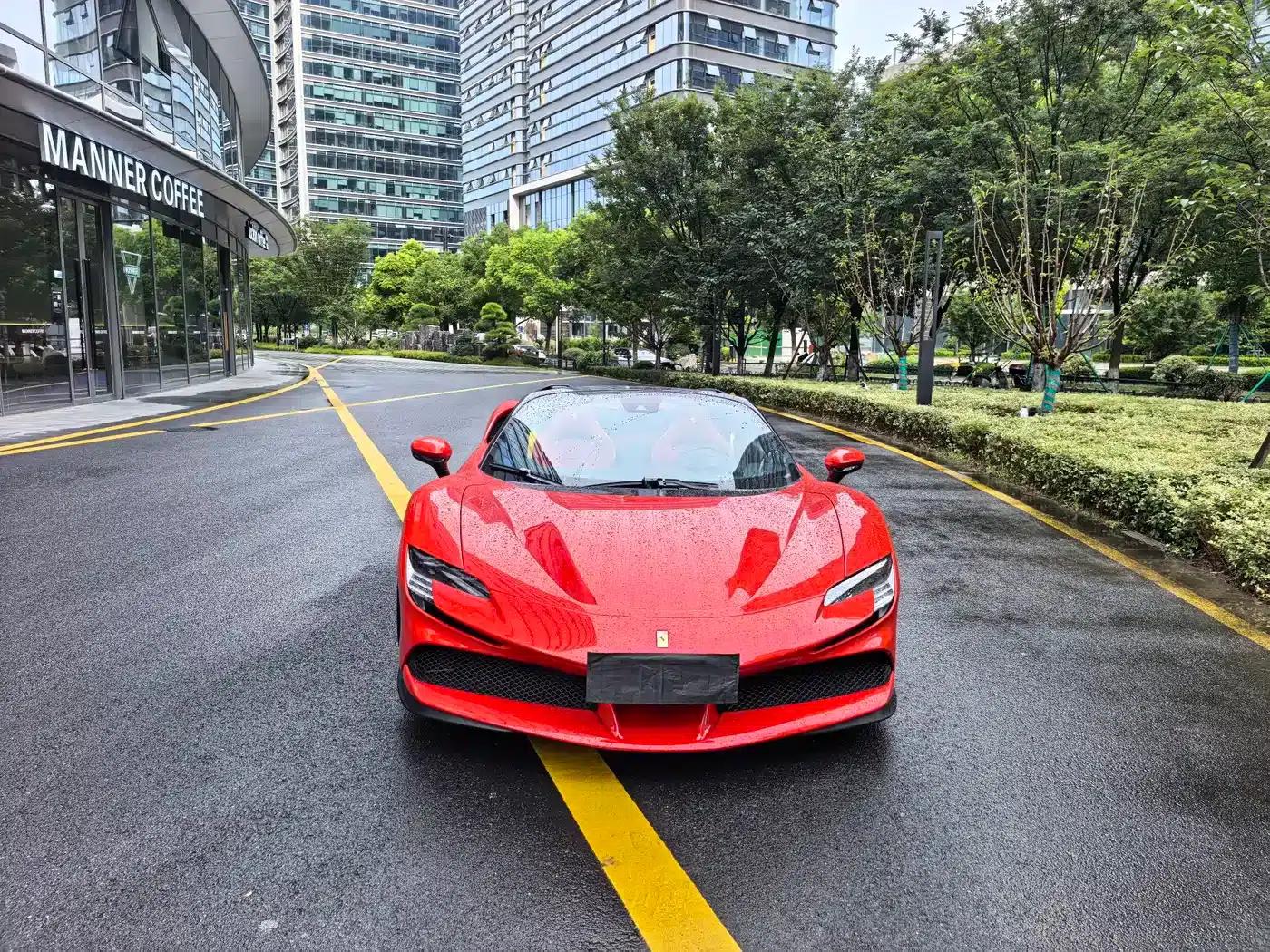 SF90 2021 3.9T V8 Spider — миниатюра 2