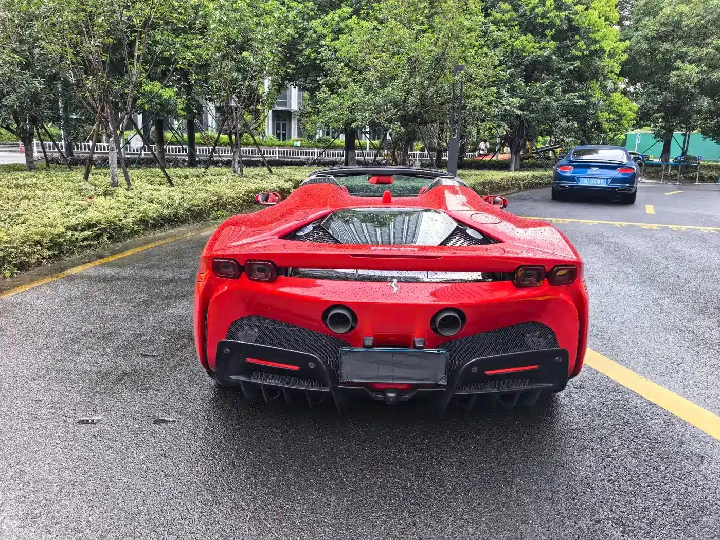 SF90 2021 3.9T V8 Spider — миниатюра 17