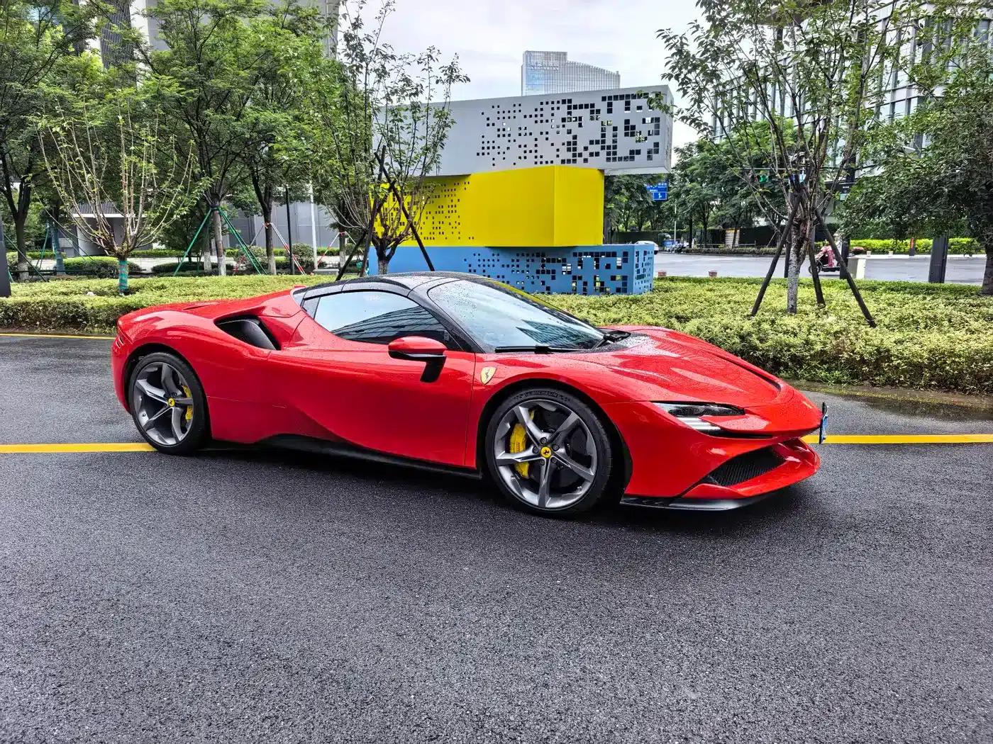 SF90 2021 3.9T V8 Spider — миниатюра 4