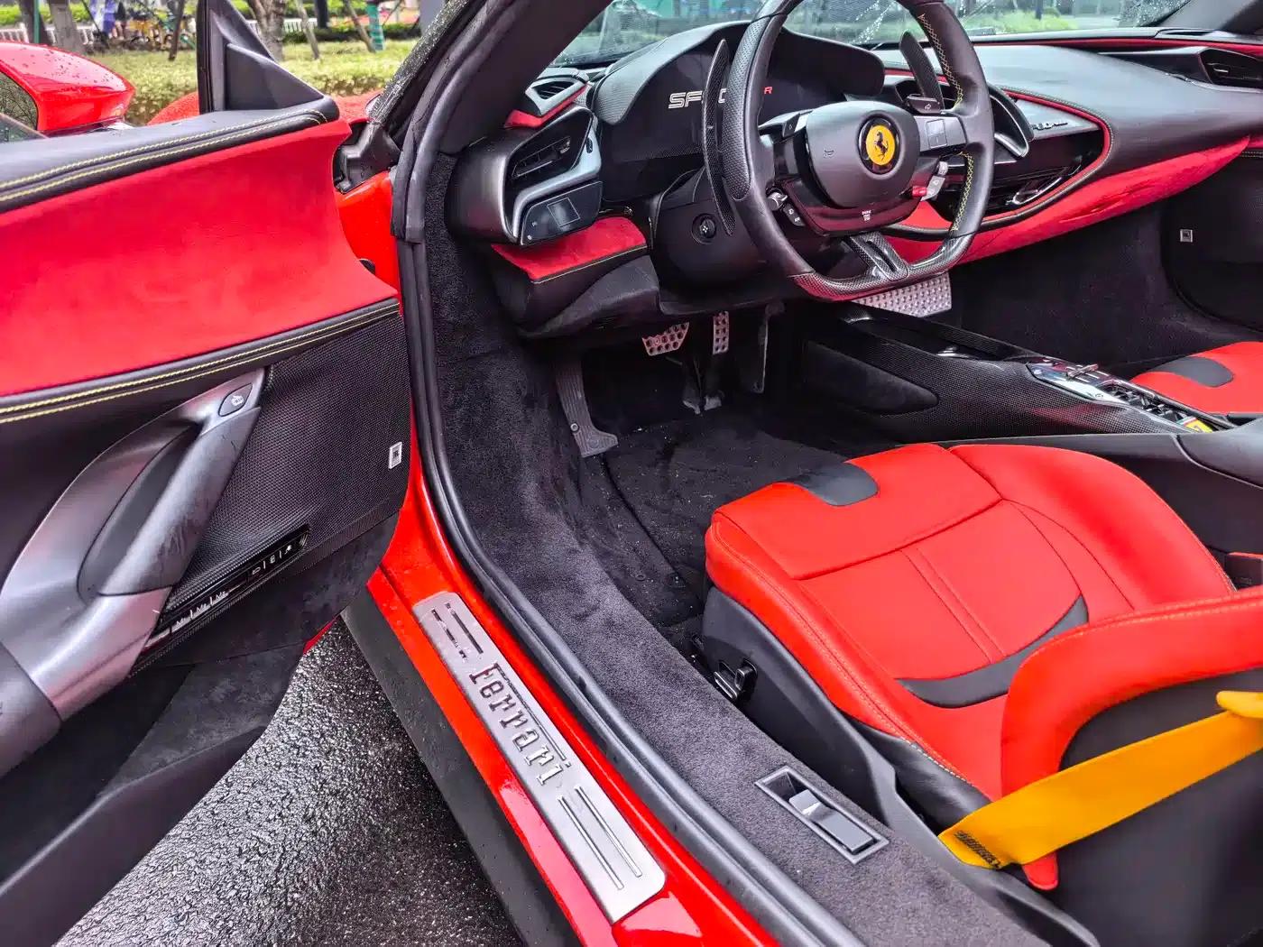 SF90 2021 3.9T V8 Spider — миниатюра 9