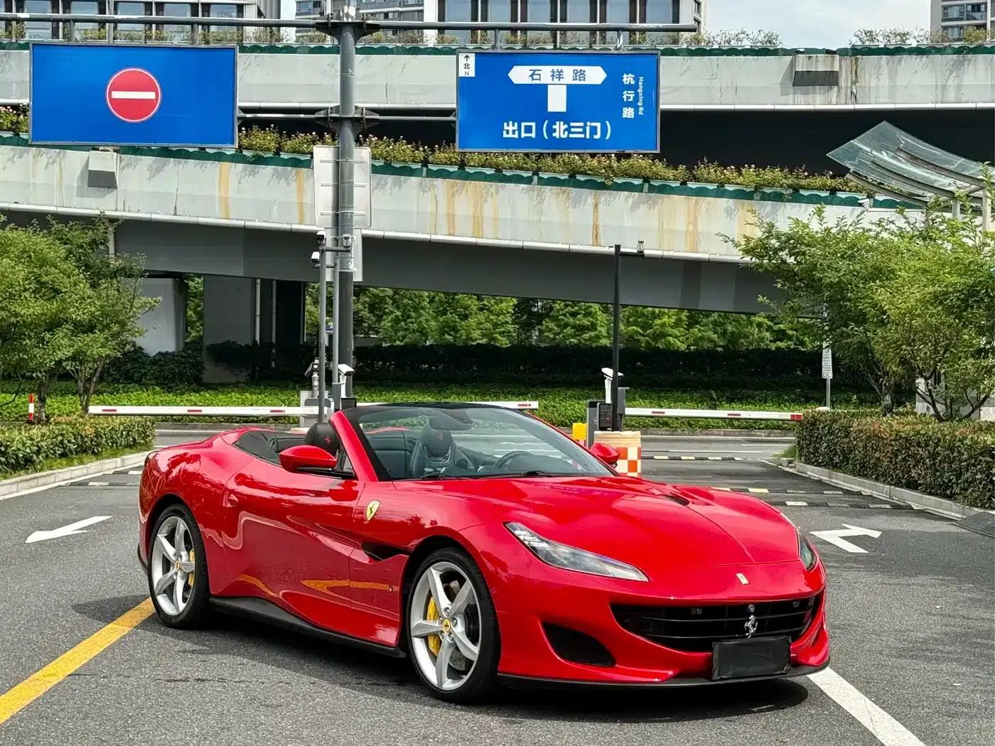 2018 Portofino 3.9T — миниатюра 2