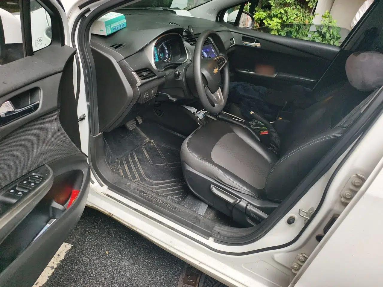 Chevrolet Lova RV 2018 1.5L Automatic Smart Drive Model — миниатюра 16