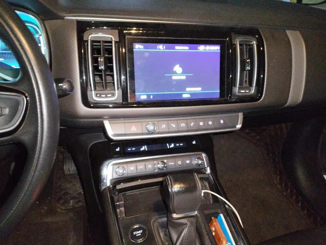 Citroen C6 2017 Revised Version 380THP Luxury Edition — миниатюра 13