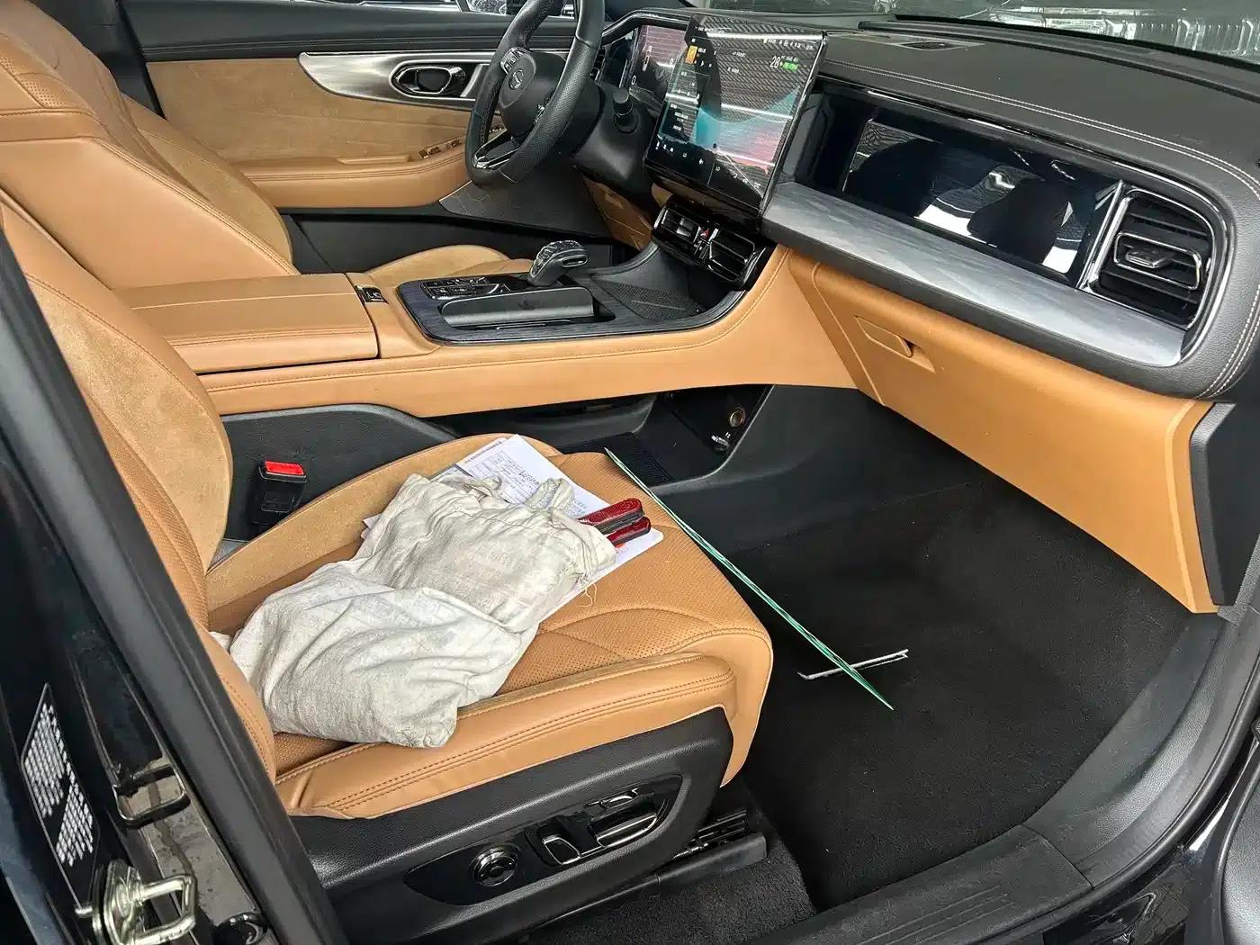 Trumpchi ES9 2024 PHEV 143km Max — миниатюра 15