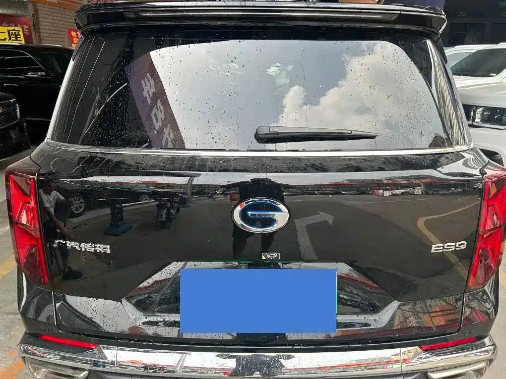 Trumpchi ES9 2024 PHEV 143km Max — миниатюра 17