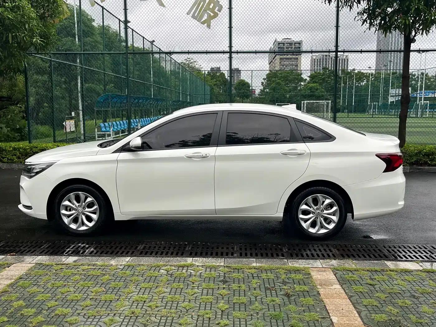 Trumpchi GA4 2018 150N Automatic Deluxe Edition — миниатюра 4