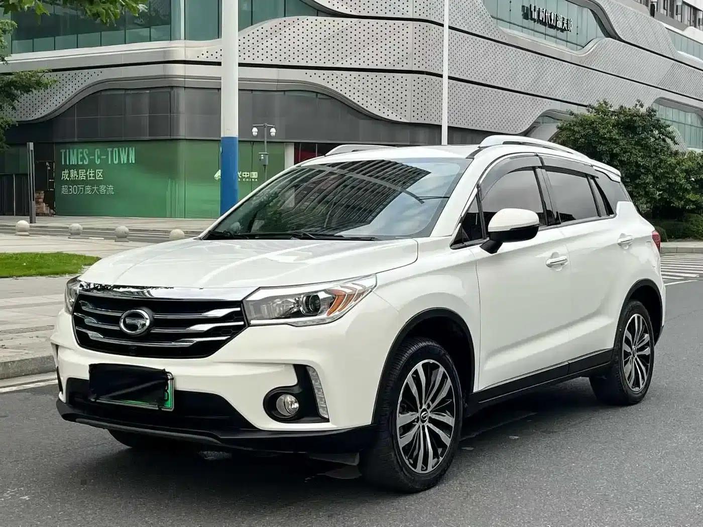 Trumpchi GS4 New Energy 2017 1.5L PHEV Smart Edition — миниатюра 1