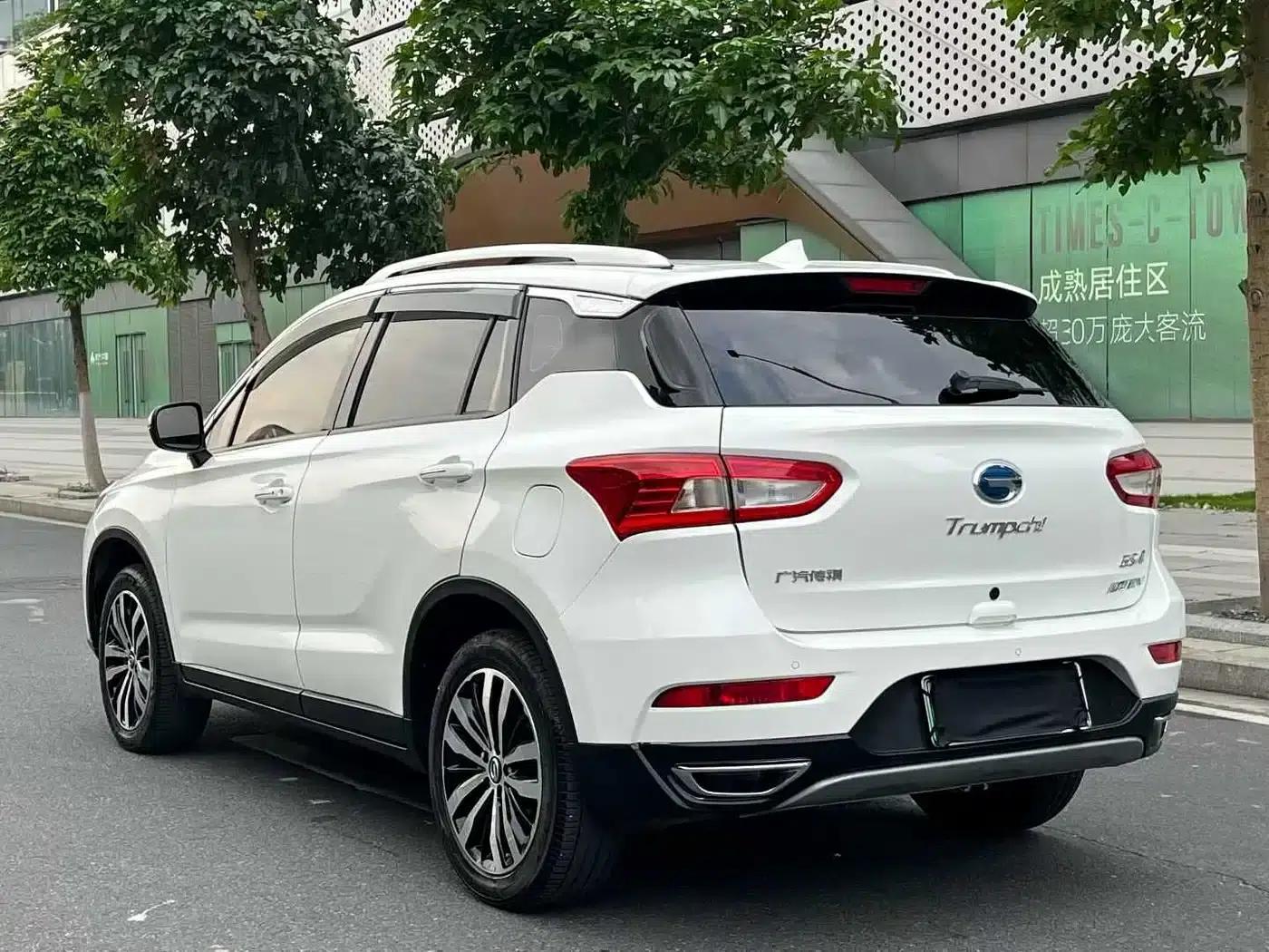 Trumpchi GS4 New Energy 2017 1.5L PHEV Smart Edition — миниатюра 9