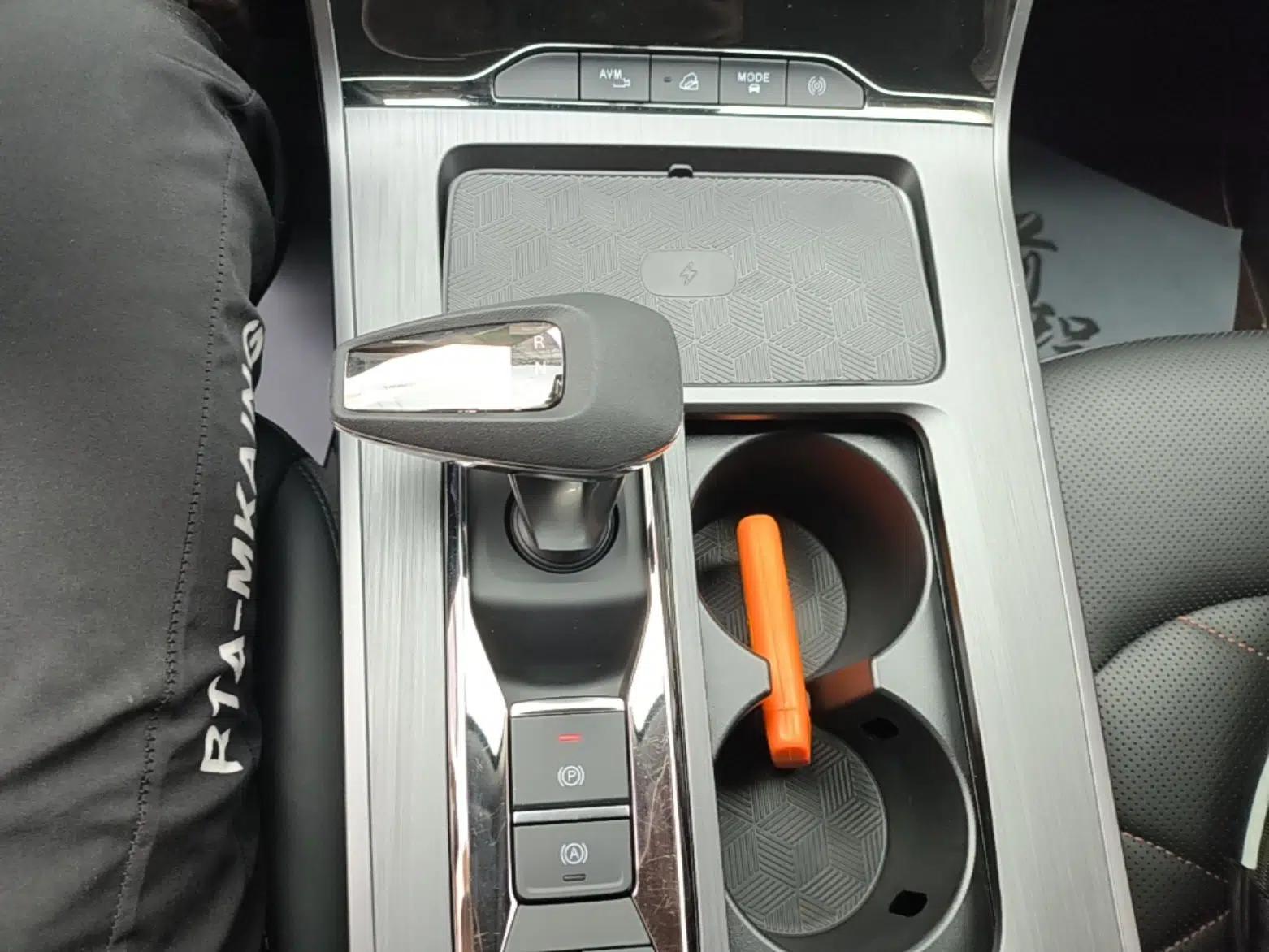 EXEED Lingyun 2022 Lingyun S 400T All-Wheel-Drive Superpower PRO Edition — миниатюра 22