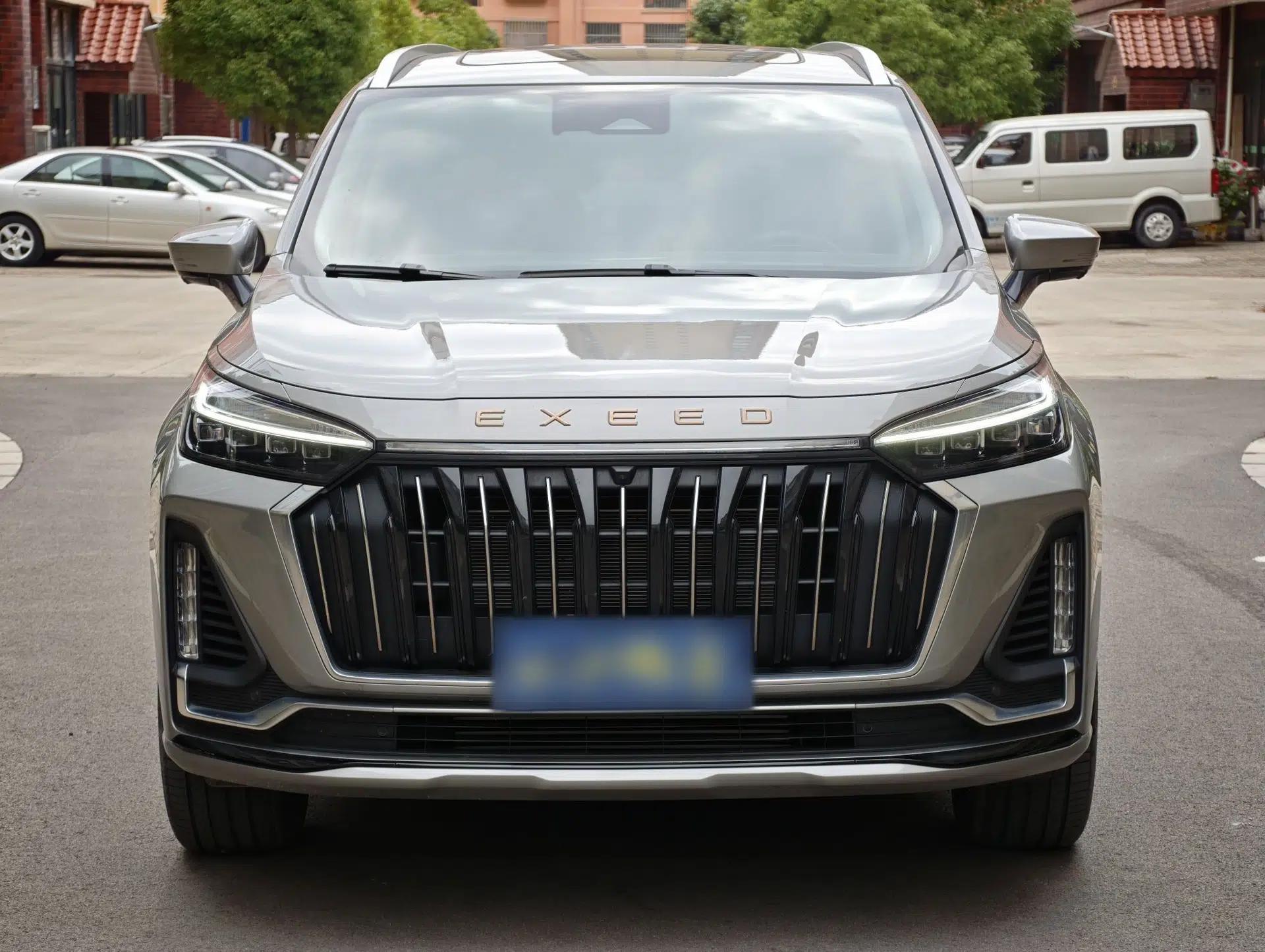 EXEED Lanyue 2023 400T Four-Wheel Drive Star Prestige Edition 6 Seats — миниатюра 2