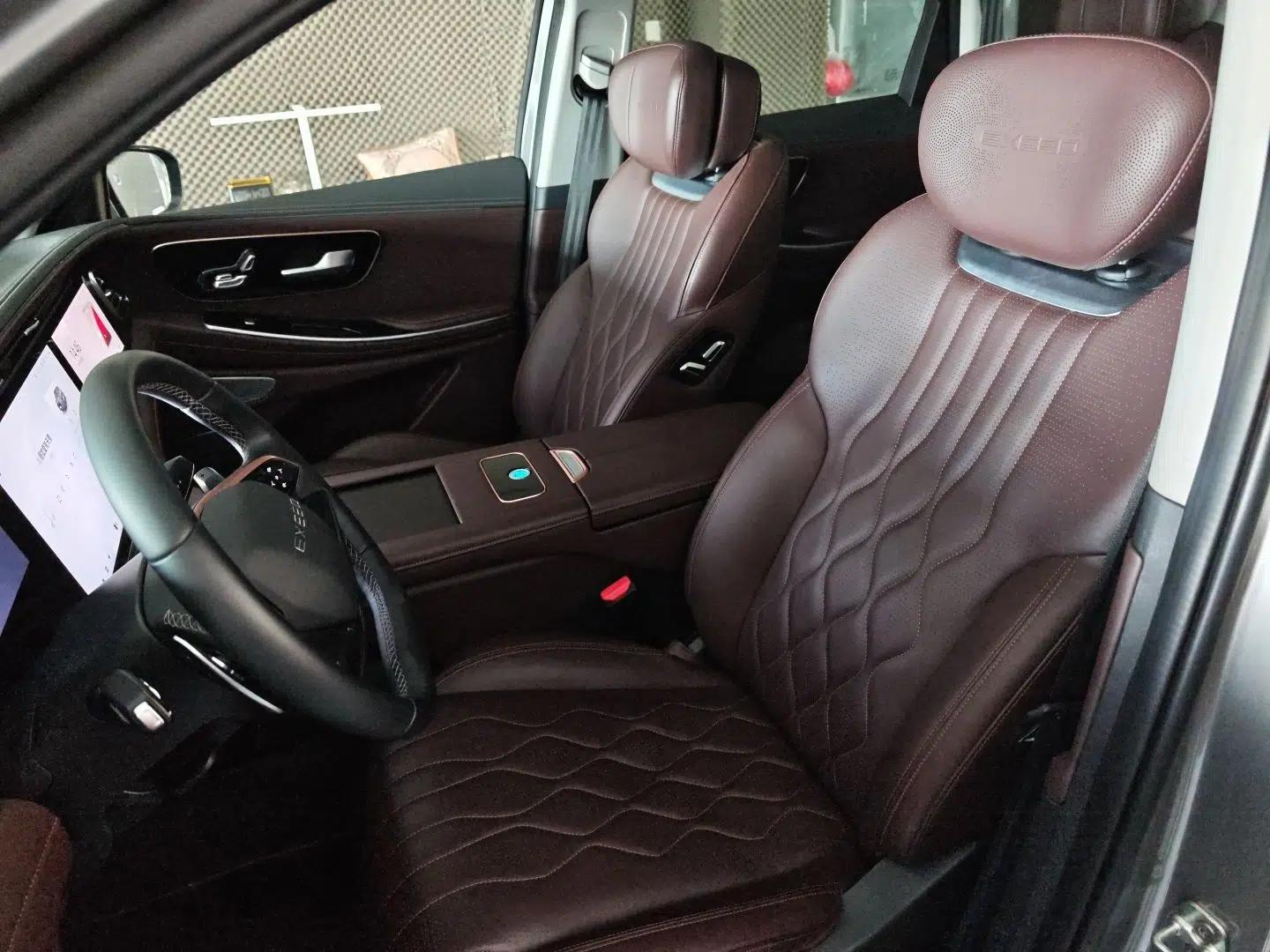 EXEED Lanyue 2023 400T Four-Wheel Drive Star Prestige Edition 6 Seats — миниатюра 9