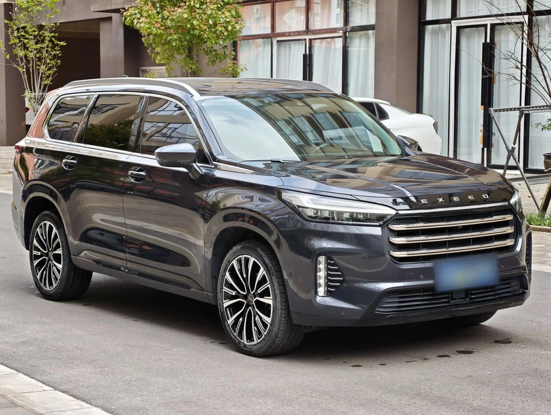 EXEED Lanyue 2021 400T Four-Wheel Drive Star Prestige Pro Edition 7 Seats — миниатюра 3