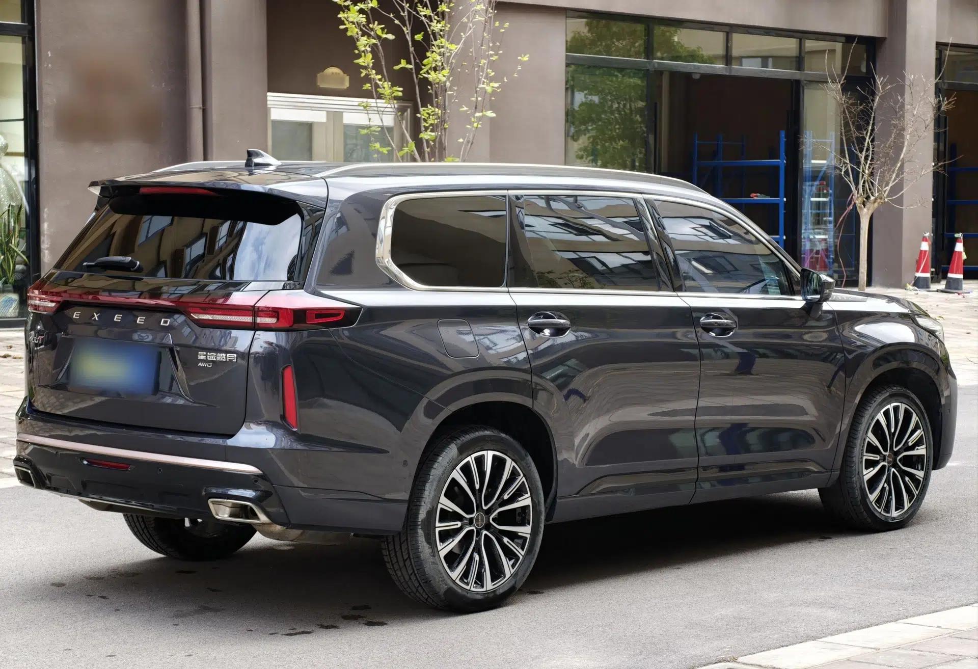 EXEED Lanyue 2021 400T Four-Wheel Drive Star Prestige Pro Edition 7 Seats — миниатюра 6