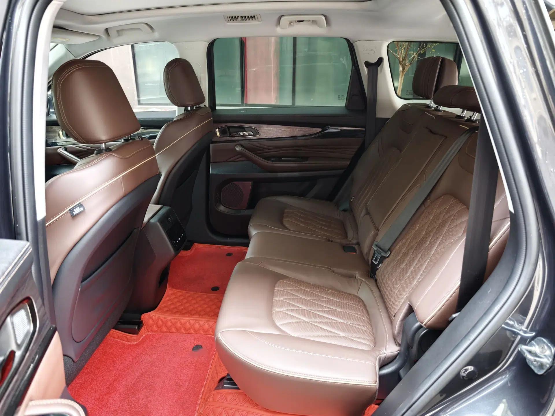 EXEED Lanyue 2021 400T Four-Wheel Drive Star Prestige Pro Edition 7 Seats — миниатюра 9