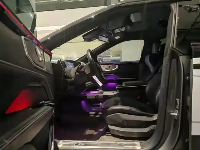 HiPhi Y 2023 560km Elite Edition — миниатюра 5