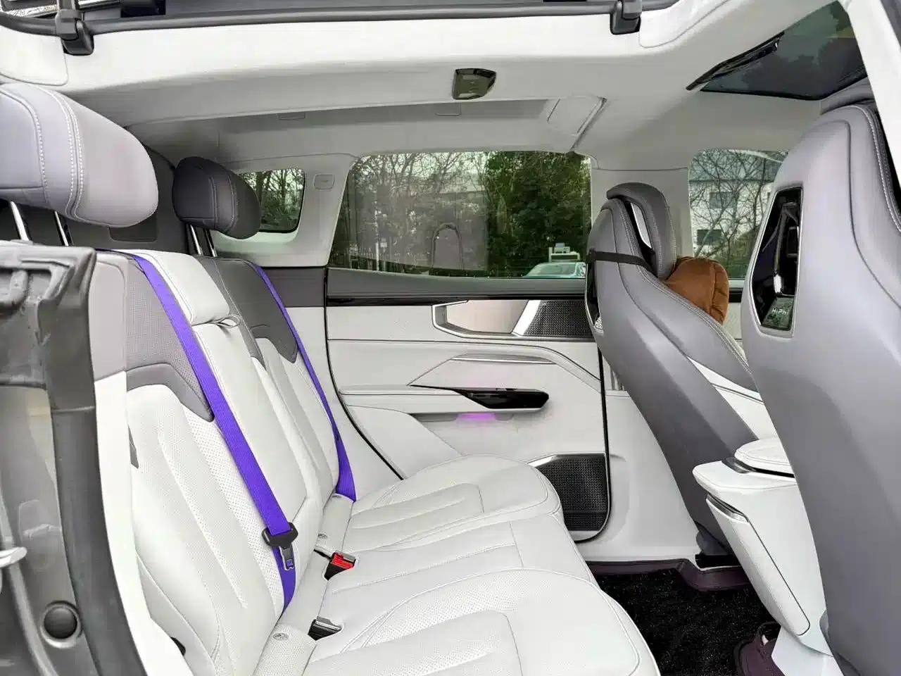 HiPhi Y 2023 560km Pioneer Edition — миниатюра 4