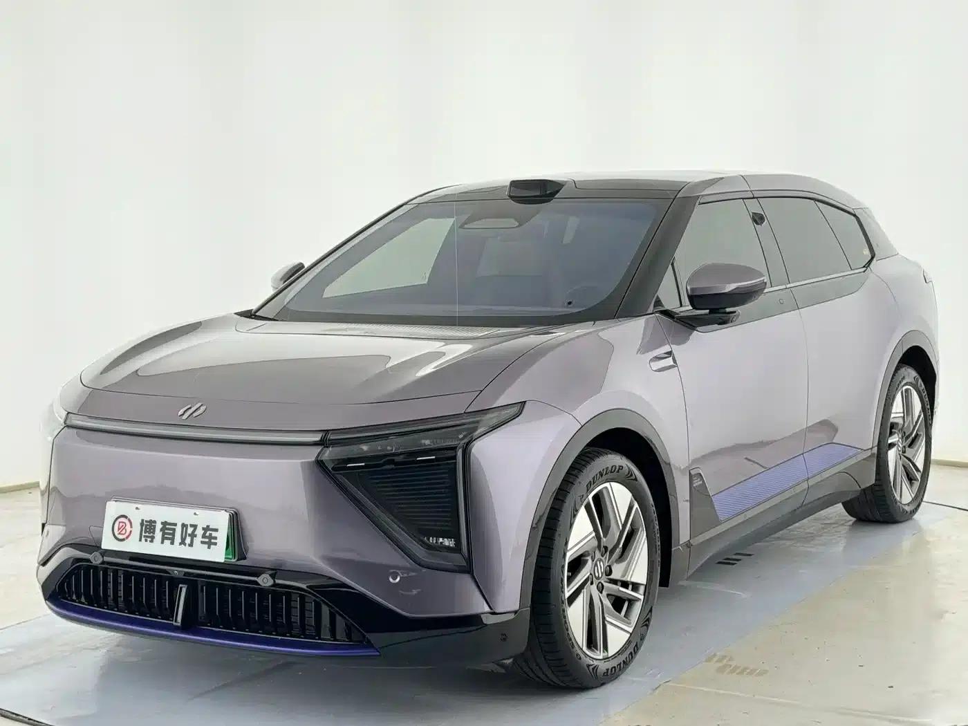 HiPhi Y 2023 Model 810km Long Range Version — миниатюра 2