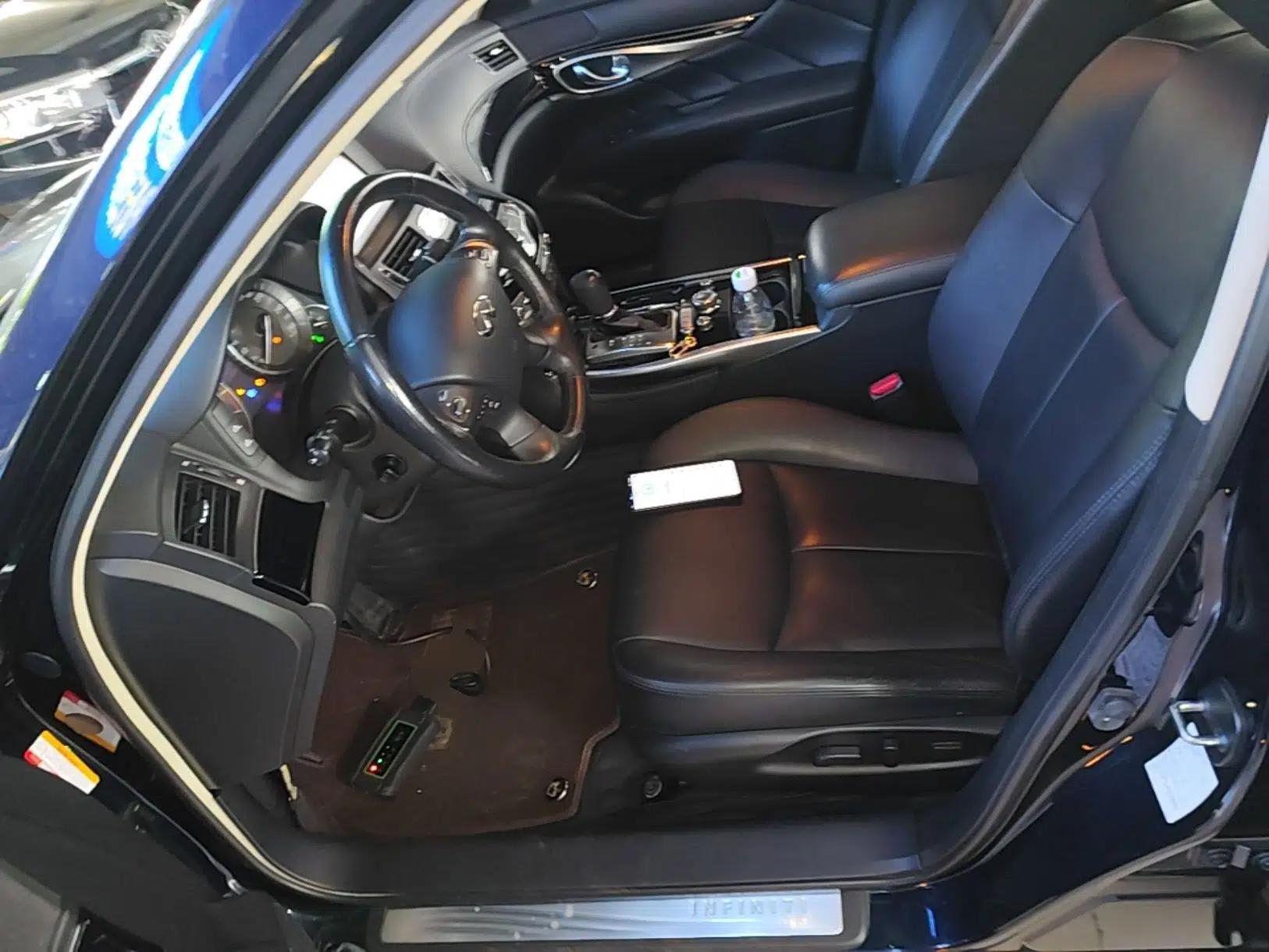 Infiniti Q70 2015 Q70L 2.5L Elite Edition — миниатюра 17