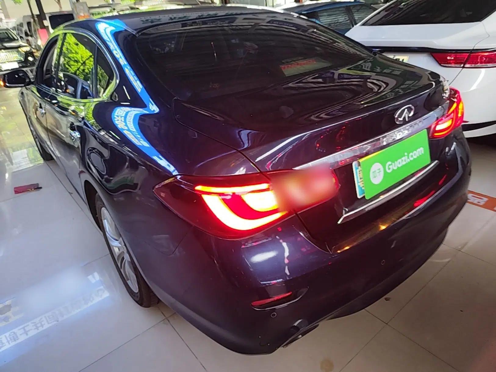 Infiniti Q70 2015 Q70L 2.5L Elite Edition — миниатюра 4