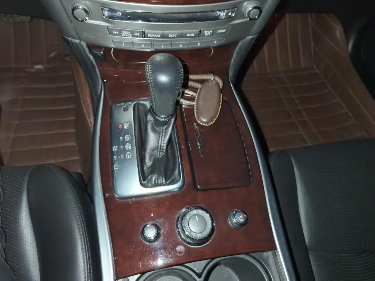 Infiniti Q70 2013 Q70L 2.5L Comfort Edition — миниатюра 14