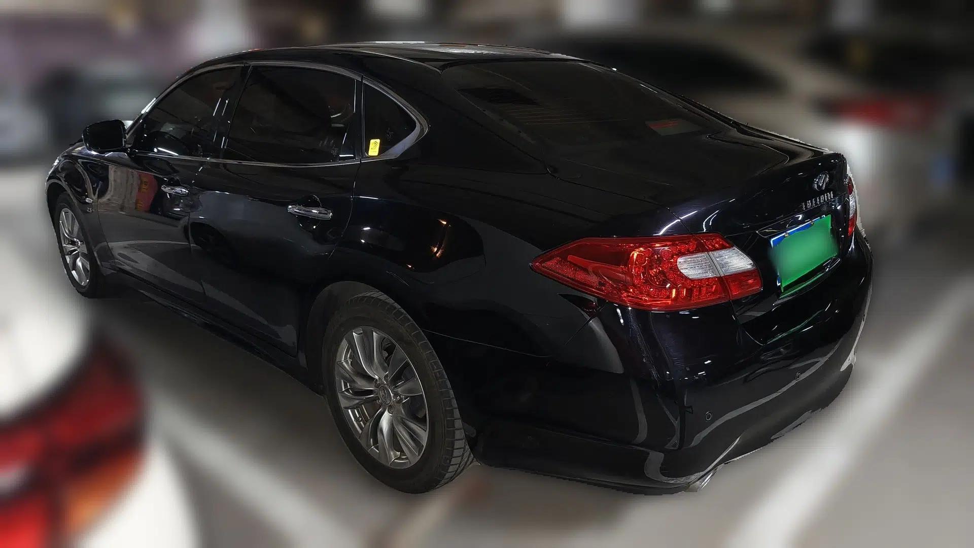 Infiniti Q70 2013 Q70L 2.5L Comfort Edition — миниатюра 4