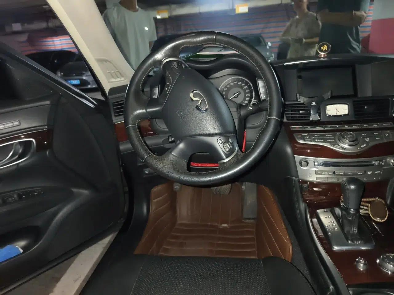 Infiniti Q70 2013 Q70L 2.5L Comfort Edition — миниатюра 10