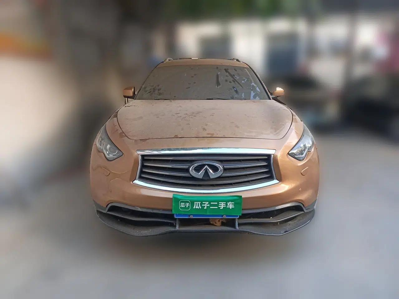 Infiniti QX70 2013 3.7L Standard Edition — миниатюра 2