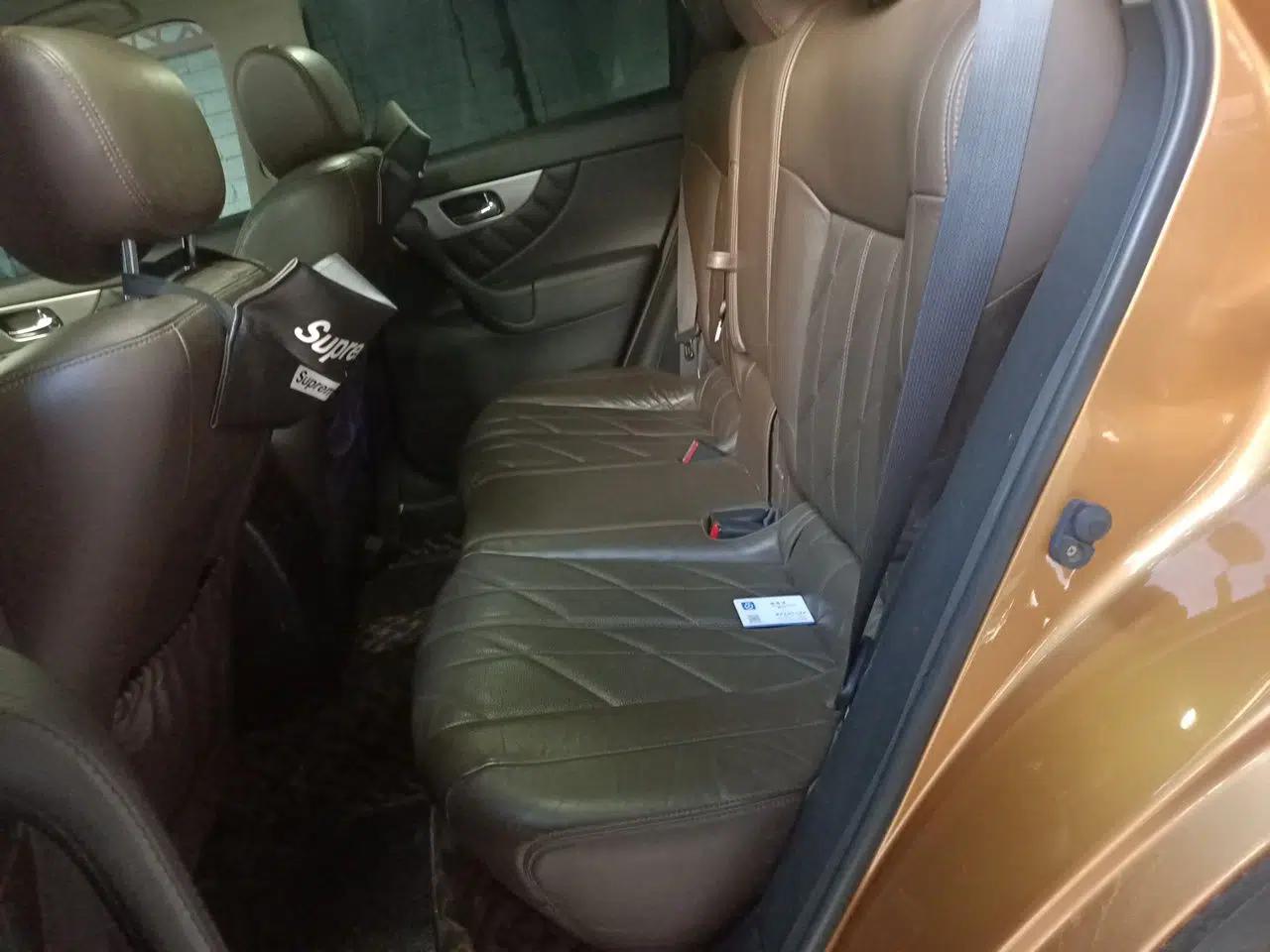 Infiniti QX70 2013 3.7L Standard Edition — миниатюра 17