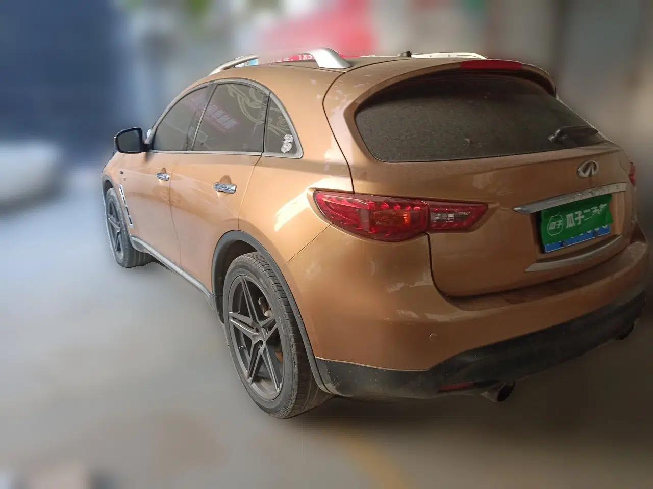 Infiniti QX70 2013 3.7L Standard Edition — миниатюра 4