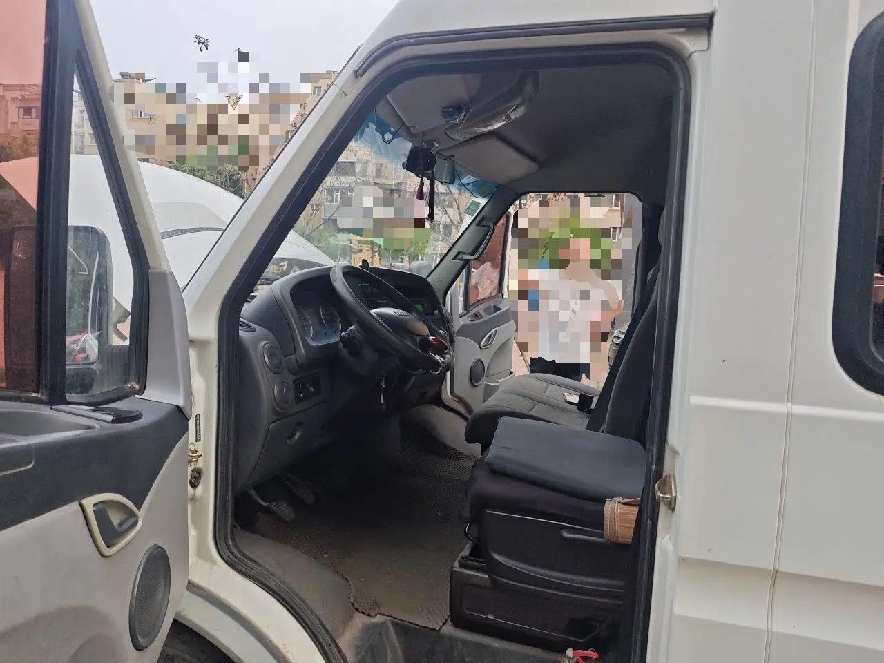 Iveco Power Daily 2017 2.5T Classic A37 Mid-Roof 7-Seater Bus 47Z5 — миниатюра 16
