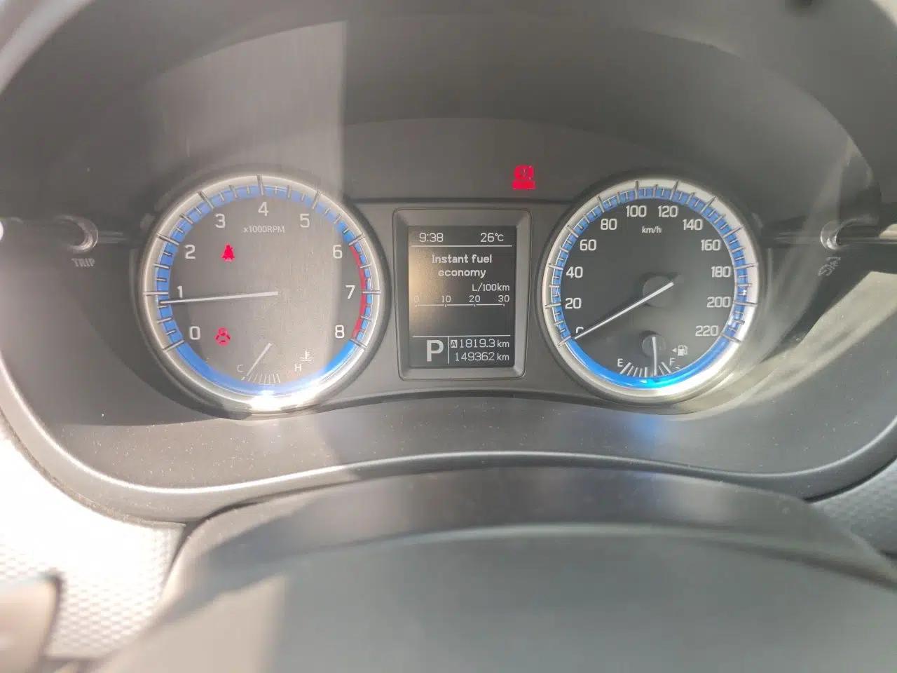 Suzuki S-Cross 2014 1.6L CVT Two-Wheel Drive Elite Version — миниатюра 11