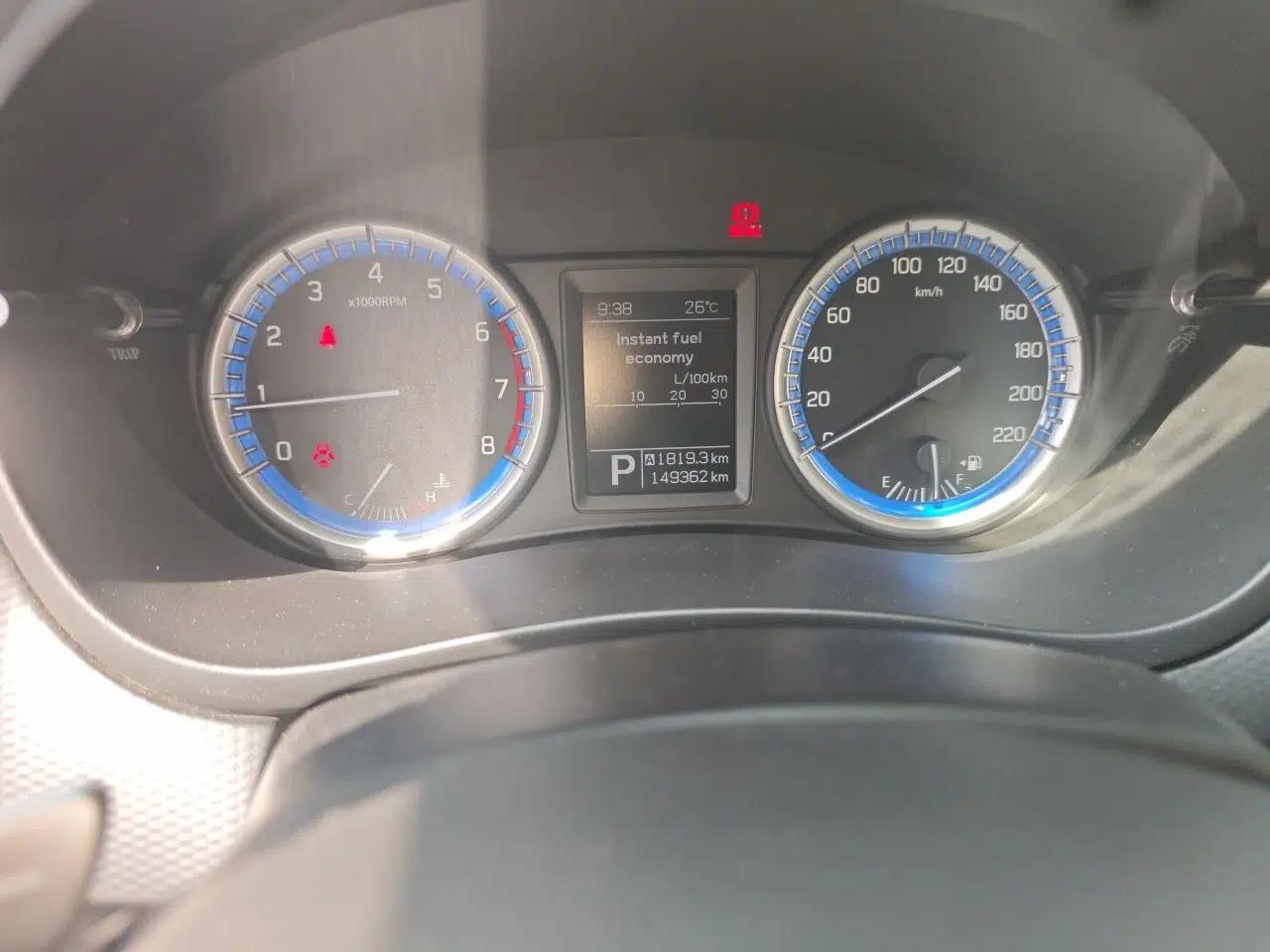 Suzuki S-Cross 2014 1.6L CVT Two-Wheel Drive Elite Version — миниатюра 12